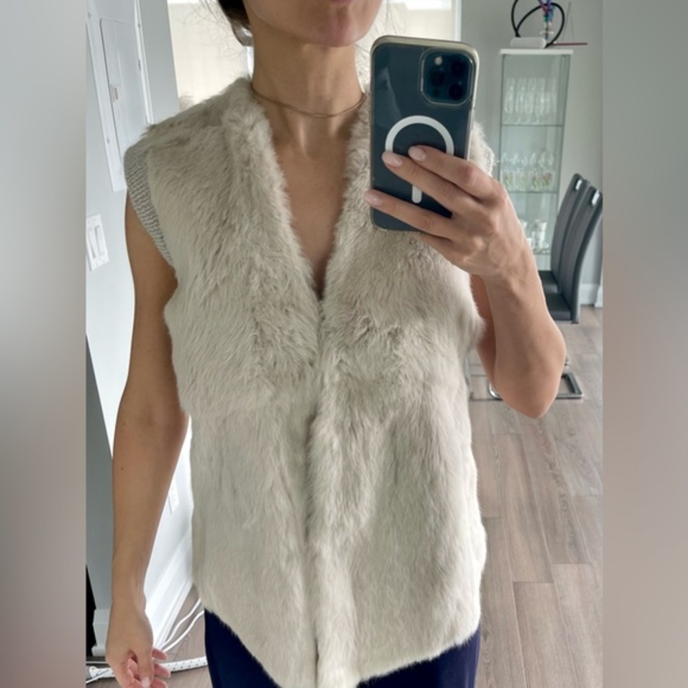 C’N’C Wool Knitted and Fur Vest - Picture 7 of 9